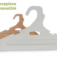 Des cintres ecolo tout en carton …