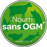 Carrefour lance le logo “Nourri sans OGM”