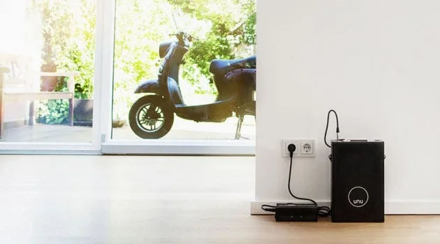unuelectricscooter3