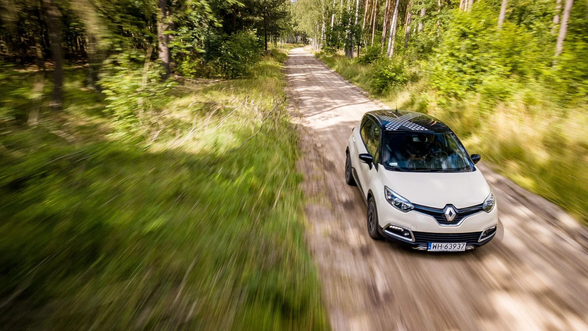 Comment bien choisir son assurance auto dans un contexte de mobilité durable ?