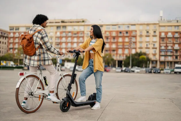 vélo et trottinette : solutions de mobilité douces